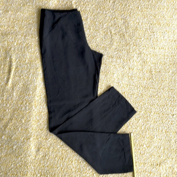 Giorgio Armani Pants - Black Silk Armani Pants Giorgio Armani Silk Dress  Pants w/ Zip Closure